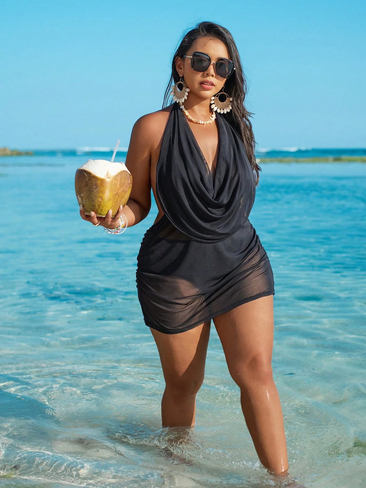 Saída de Praia Plus Size Elegante